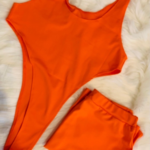 Sexy Women Eye Appealing Casual Outfit - Picture 4 of 6